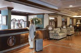 Book Hotel Roses Platja – Your Dream Beach Getaway!